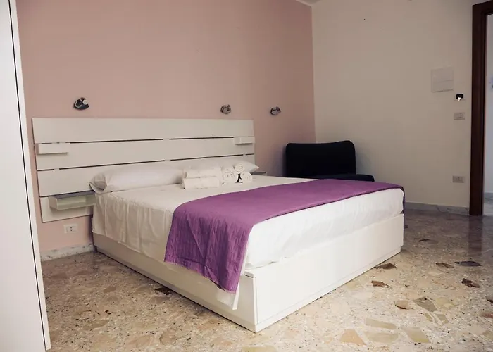 Le Stanze Di Nina Penzion *